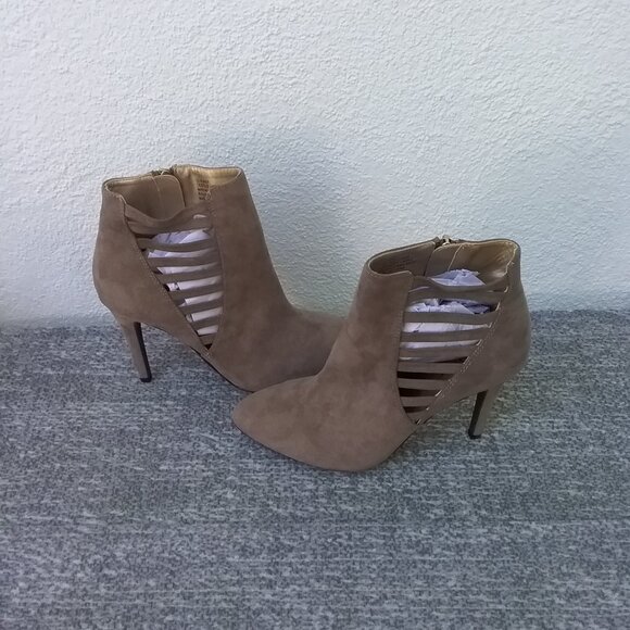 Nine Werst Boots Women's 7.5M Taupe inside zipper Olivia3Y High Heel Ankle Boots - Picture 3 of 9